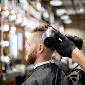 Devon Lane finished his work with proper drying of client's hair